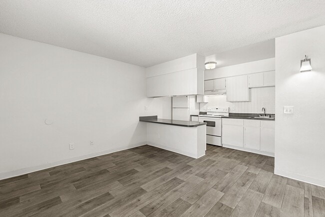 Photo - Acacia Hills