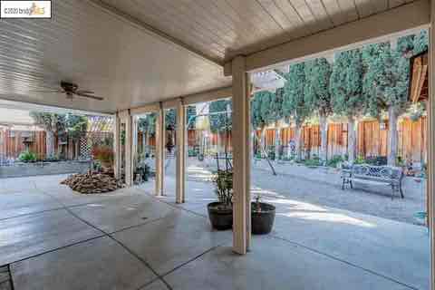 Photo - 1720 Treehaven Ln