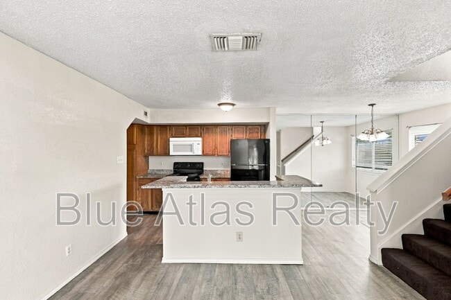9803 Walnut St Unit B206