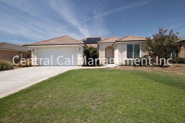 Building Photo - 4 Bedroom/2 Bath Home in the Southwest - $2595 Per Month!
