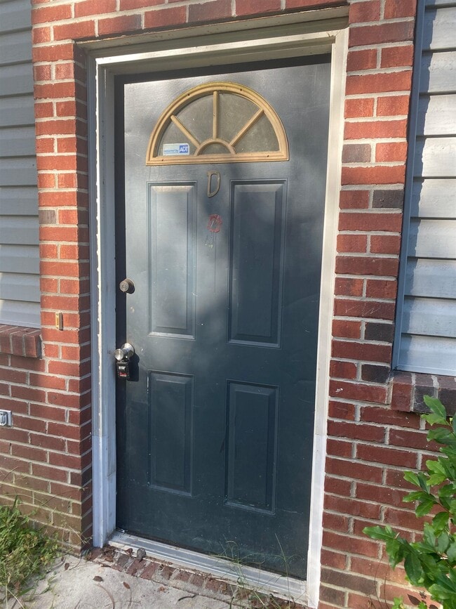 Building Photo - 2603 W Tharpe St