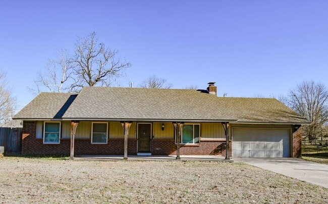 Building Photo - Charming 3-bedroom, 2-bath home in the highly sought-after Bixby School District