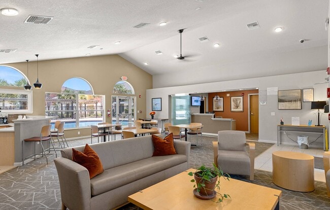Regency Palms Apartments