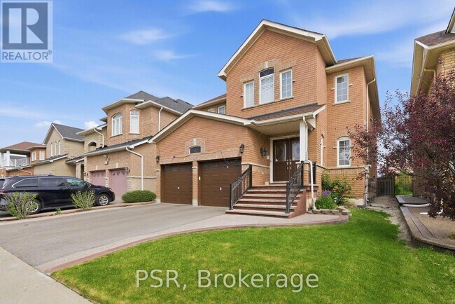 Photo - 426 Arrowsmith Dr