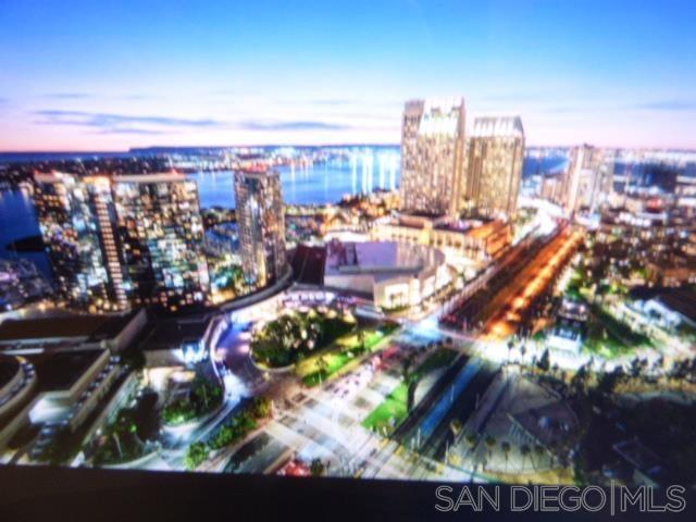 Building Photo - 100 W Harbor Dr Unit 3404 Rental