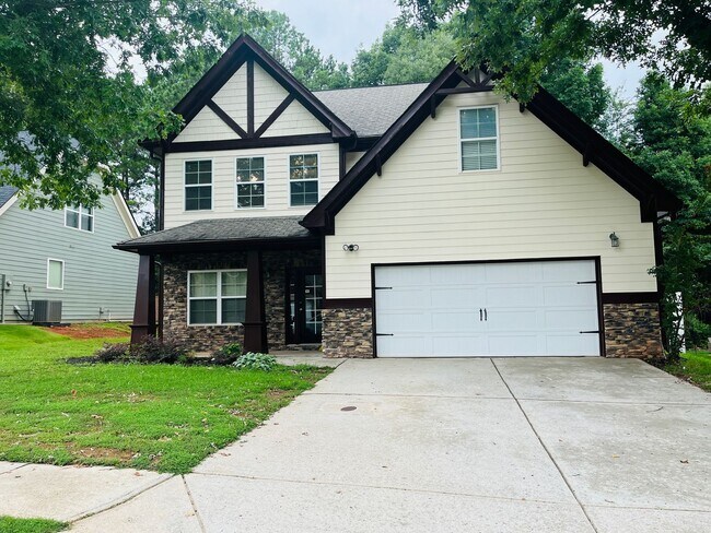 Building Photo - Wow! Beautiful 3 bedroom 3 bathroom home i...