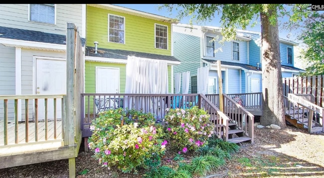 Photo - 334 Byron Rd