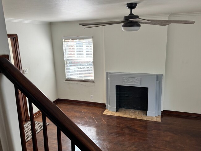 Photo - 235 W Pacemont Rd Unidad 1