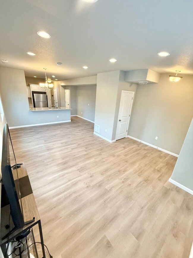 Photo - Move in ready!! Close to military bases!