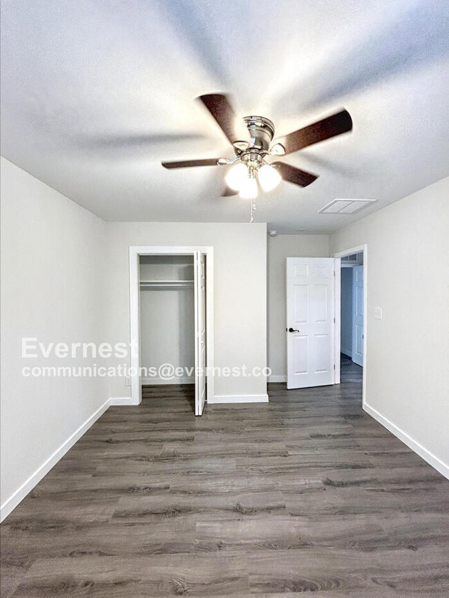 Photo - 8705 Moody Rd