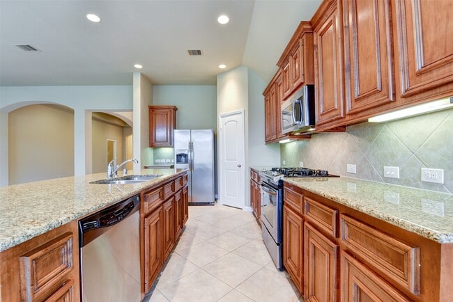 Photo - 5426 Linden Rose Ln