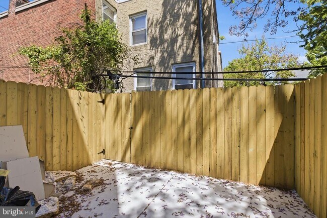 Photo - 617 W Cumberland St Unit 1