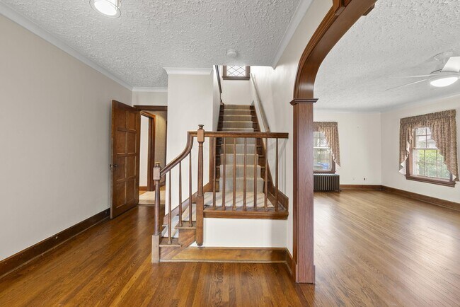 Photo - 2505 Coventry Rd