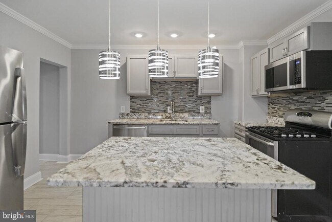 Photo - 1838 E Pratt St