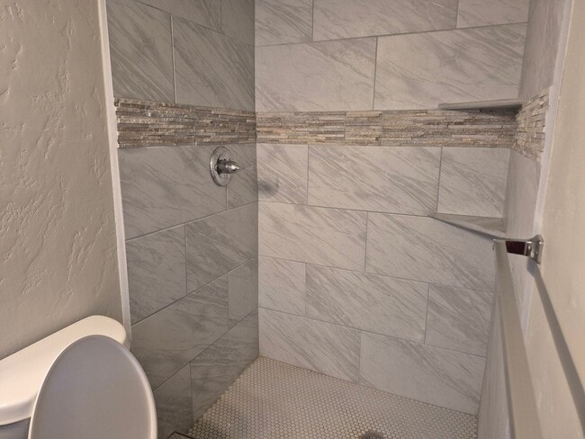 Photo - 1704 Corte Alegre