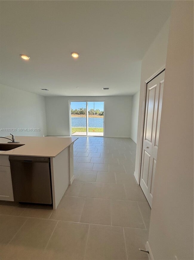 Photo - 17459 Monte Isola Wy