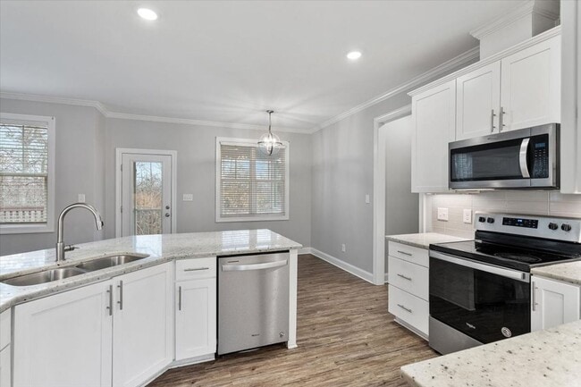 Photo - Charming 4 Bed, 3Bath in Clayton, NC