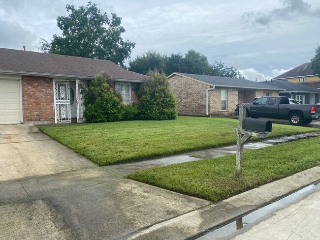 3 Bedroom Single Family Home - 3 Bedroom Single Family Home