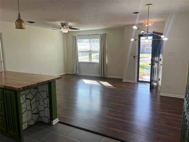 Photo - 7720 Gaston Ave