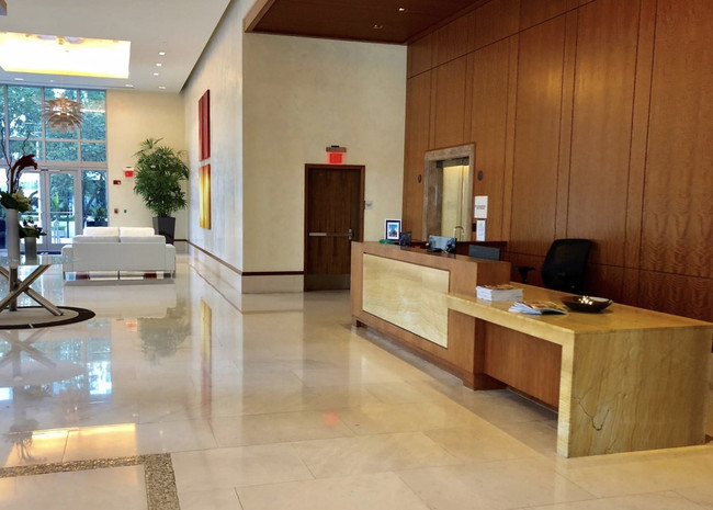 Building Photo - 1050 Brickell Ave Unit 2602 Rental