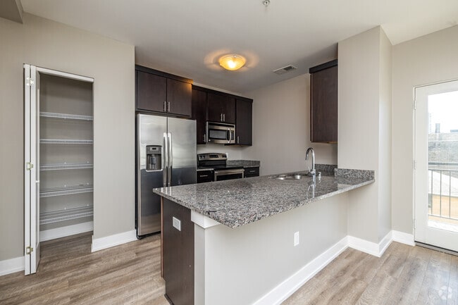 Building Photo - Flats 1809 Rental
