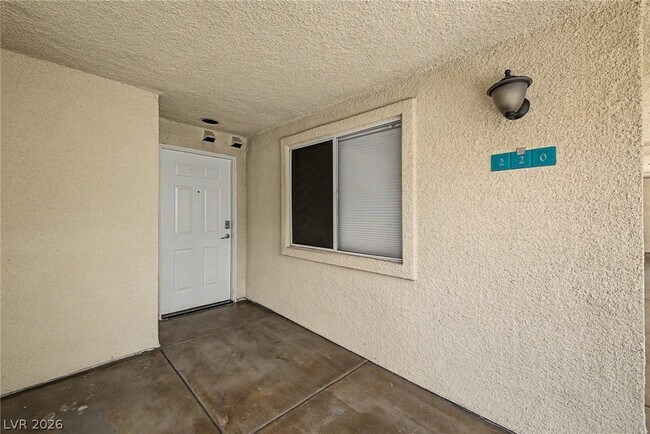 260 E Flamingo Rd Unit 220