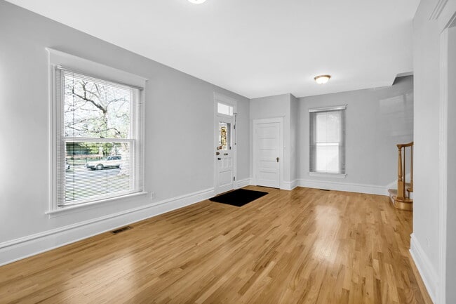 Photo - 1036 S Race St