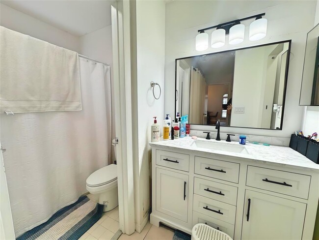 Photo - 8007 NW 71st Ct Unit 8007