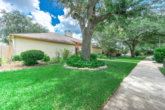 Photo - 12302 Piping Rock Dr
