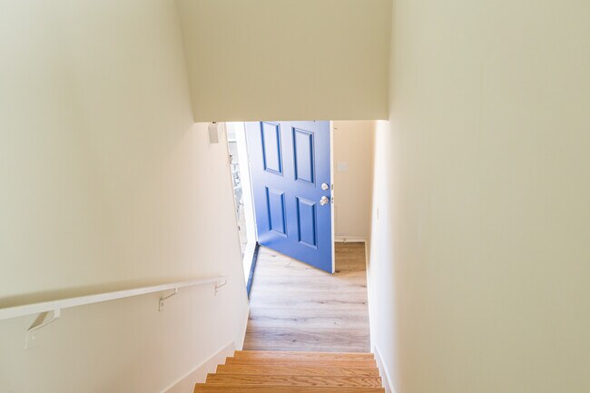 Photo - 1916 Clark Ln Unidad 1 bedroom condo