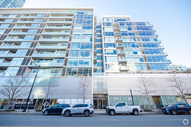 Building Photo - 1620 S Michigan Ave Unit 1022 Rental