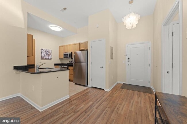 Photo - 355 I St SW Unit S104