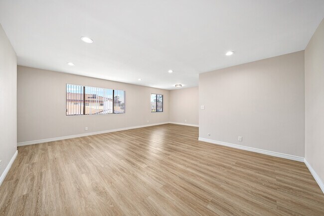 Photo - 1624 S 3rd St Unidad #F