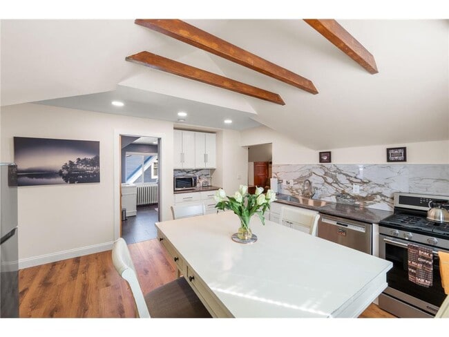 Building Photo - 2707 Garfield Ave