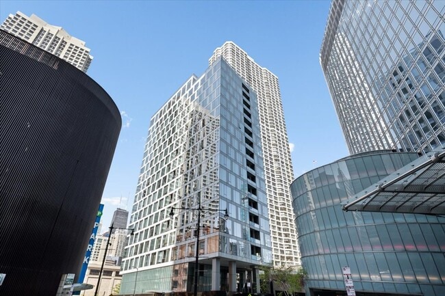 Building Photo - 403 N Wabash Ave Unit 10C