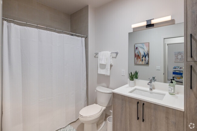 2BR, 2BA - 993SF - Bathroom 2