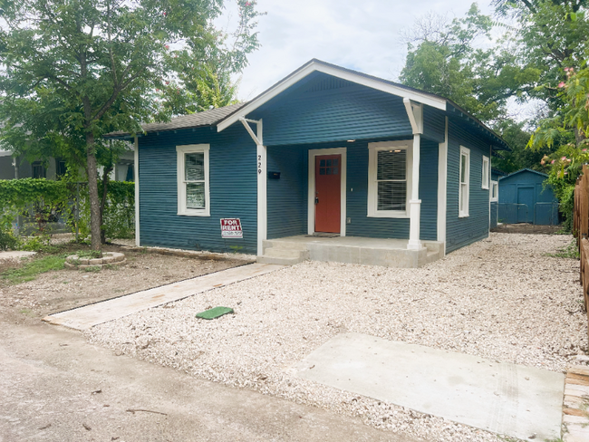 Building Photo - 229 Palo Blanco St Rental