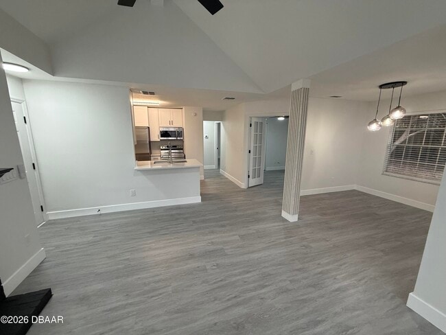 Photo - 615 Richland Ct Unit 61