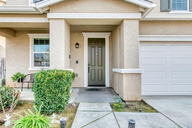 Photo - Wonderful 4 Bed / 2.5 Bath