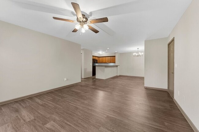 Photo - 1317 Esic Dr Unit 6