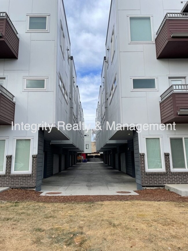 Photo - 2815 W 25th Ave