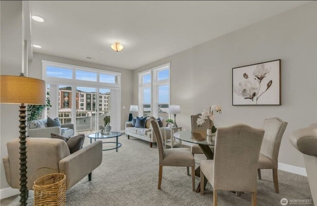 Photo - Ruston area of Tacoma - 2 bed plus den con... Unidad 407