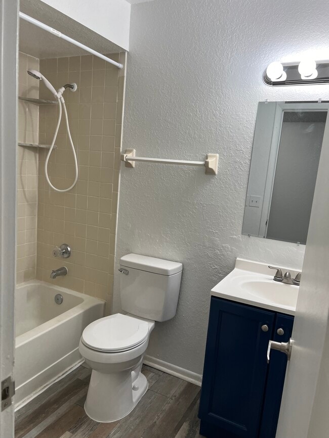 Photo - 5259 Images Cir Unit 207