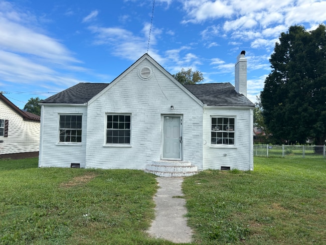 Building Photo - 814 W Chester Ave Rental