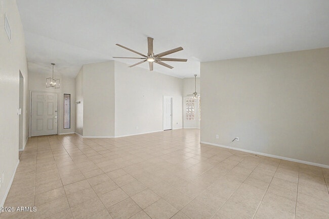 Photo - 907 N 85th Pl