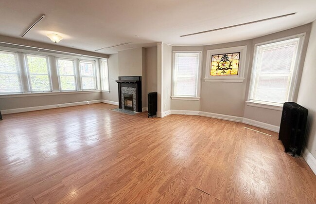 Photo - 343-345 Ludlow Avenue Unit 343-03