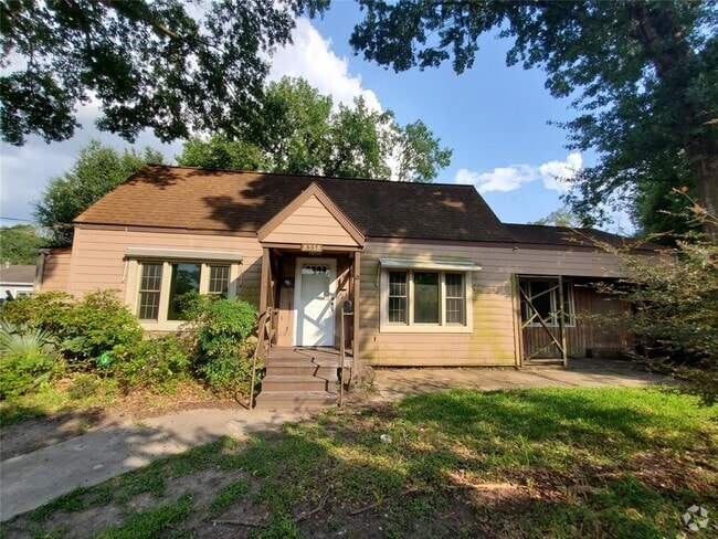 Building Photo - 8338 Jennings St Rental