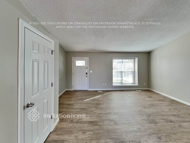 Photo - 5829 S Perth Pl