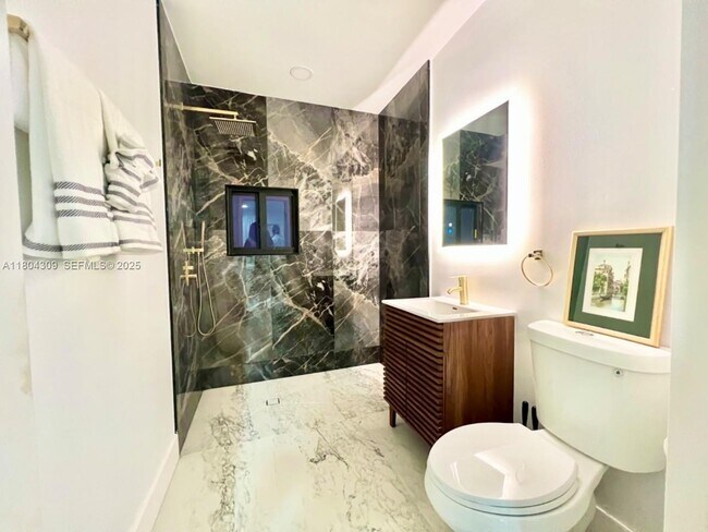 Photo - 8280 NE 1st Pl