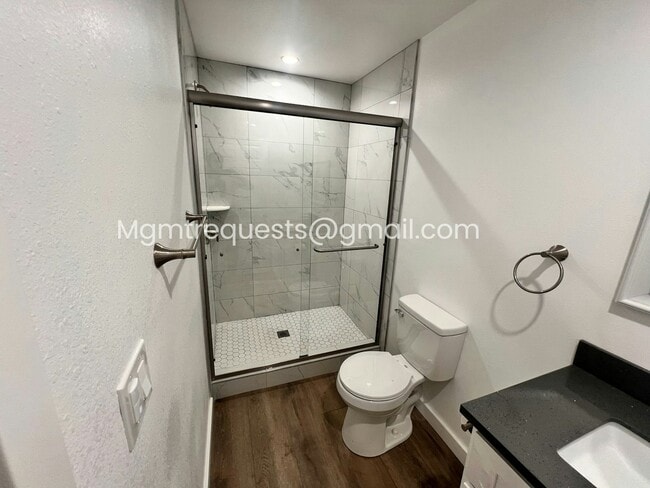 Photo - 3343 Lime St Unit 3345
